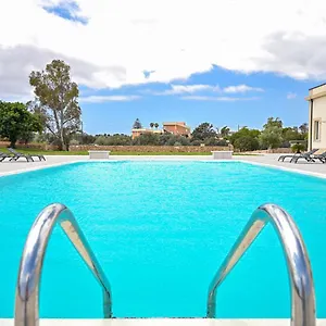  Affittacamere Dimora Savarino Con Piscina