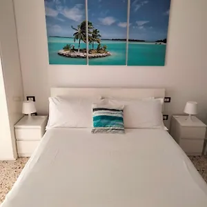  Bed & Breakfast Il Piccolo Porto