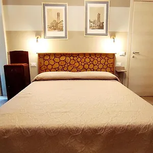 Gli Ulivi Affittacamere Lucca